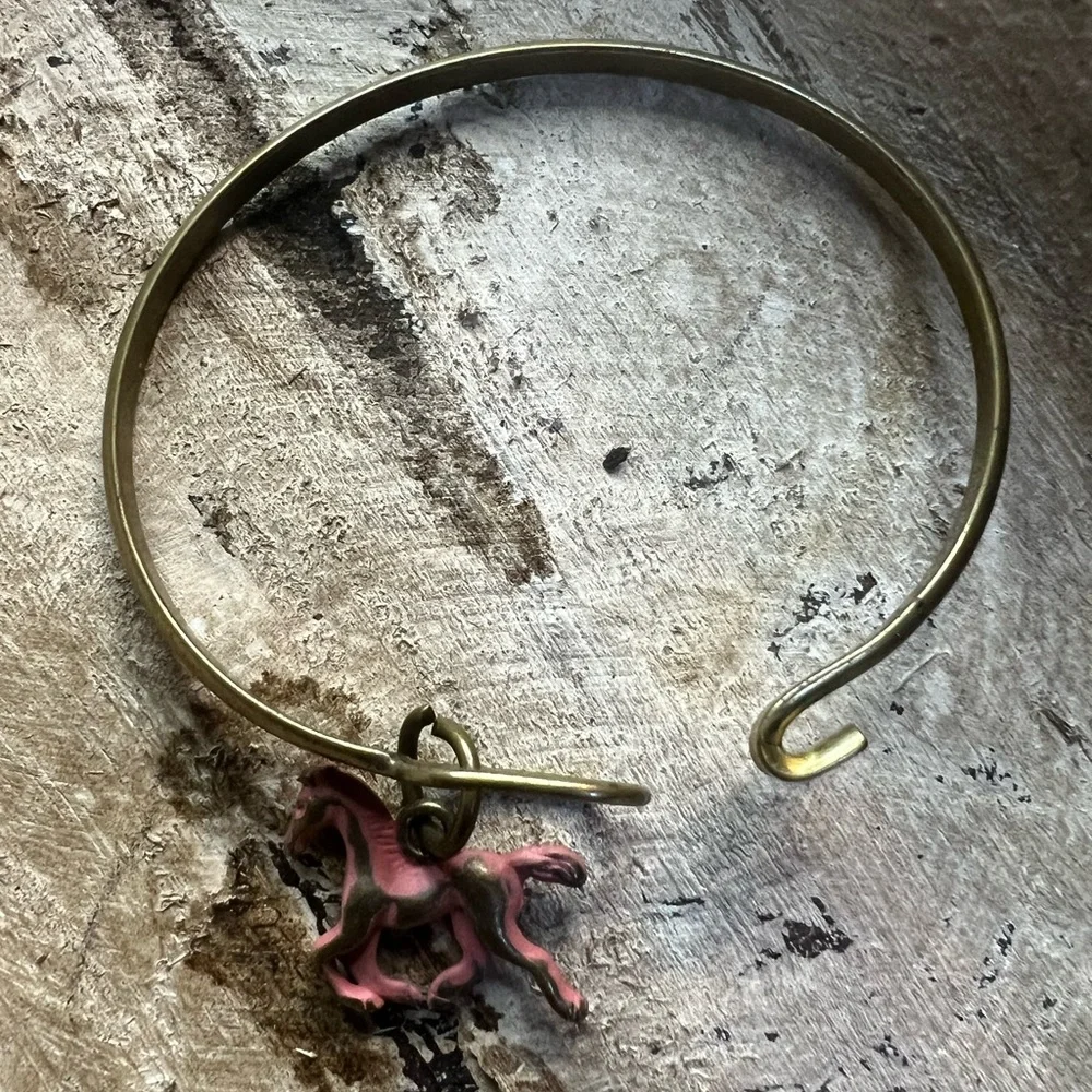 New‎ Handmade Kid’s Gold Bracelet with Pink Horse Charm